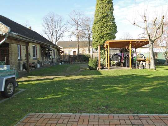 Landhaus-Bungalow XXL auf ca. 900m² Grundstück - Bild 4