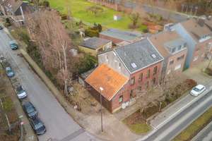 Eilendorf!
Großes, modernisierungsbedürftiges 2-Familienhaus mit Garage und mehreren Stellplätzen – Die vollständige Adresse der Immobilie erhältst du vom Anbieter., 52080 Eilendorf, Aachen – Vorschaubild 30