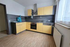 Zentral & komfortabel in Remscheid Süd. ETW mit Balkon, Einbauküche, Aufzug & Garage – 42859 Zentralpunkt, Remscheid – Vorschaubild 6