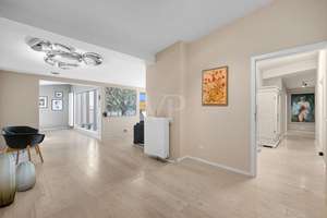 Charmantes 5 Zi.- Penthouse mit Aufzug und Dachterrasse in Bestlage! – Die vollständige Adresse der Immobilie erhältst du vom Anbieter., 22087 Hohenfelde, Hamburg – Vorschaubild 8