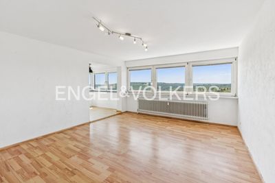 3-Zimmer-Wohnung mit beeindruckendem Panoramablick über Heidenheim