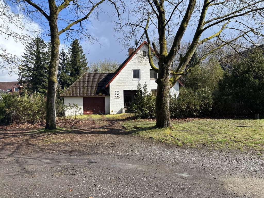 Immobilie in Verden (Aller) - Wohnen im beliebten Burgberg-Viertel?
Verwirklichen Sie sich Ihren Wohntraum! - Bild 2