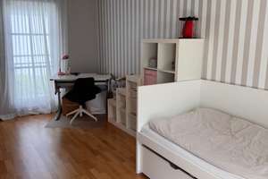 Bestl.Waldtrudering/Eleg.DHH,ca.180qmWFl,ca.200GRD.,6 Zi.2Bäder, G-WC,EBK,2 Terrassen,Garten, Sauna; – 81827 Waldtrudering, München – Vorschaubild 15