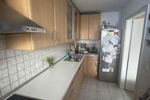 Elegante 4-Zimmer Wohnung mit Balkon im 2. OG in München-Schwanthalerhöhe – August-Kühn-Straße 10, 80339 Schwanthalerhöhe (Ortsteil), München – Vorschaubild 2