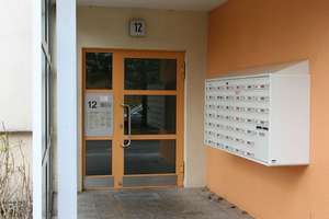 Ruhige Lage in guter Infrastruktur – Martha-Arendsee-Straße 12, 12681 Marzahn, Berlin – Vorschaubild 2