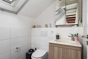 Bremen - Gröpelingen | Modernisiertes Reihenhaus mit riesigem Platzangebot und 2 Garagen – Die vollständige Adresse der Immobilie erhältst du vom Anbieter., 28237 Lindenhof, Bremen – Vorschaubild 19
