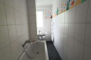 Helle 3-Zi. mit Wanne & Laminat in ruhiger Lage!  – Würzburger Straße 36 C, 9130 Sonnenberg, Chemnitz – Vorschaubild 5