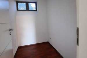 Ein Traum für die große Familie: freistehendes Einfamilienhaus * 6 Zimmer +Wohnküche * großer Garten – Regensburg (Kreis) – Vorschaubild 13