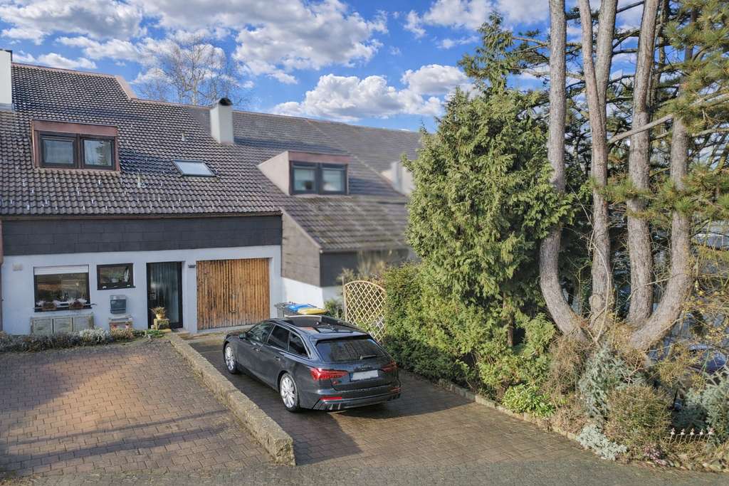 Immobilie in Grünkraut - Charmantes Familiendomizil: großzügiges Reihenmittelhaus in Grünkraut - Bild 1