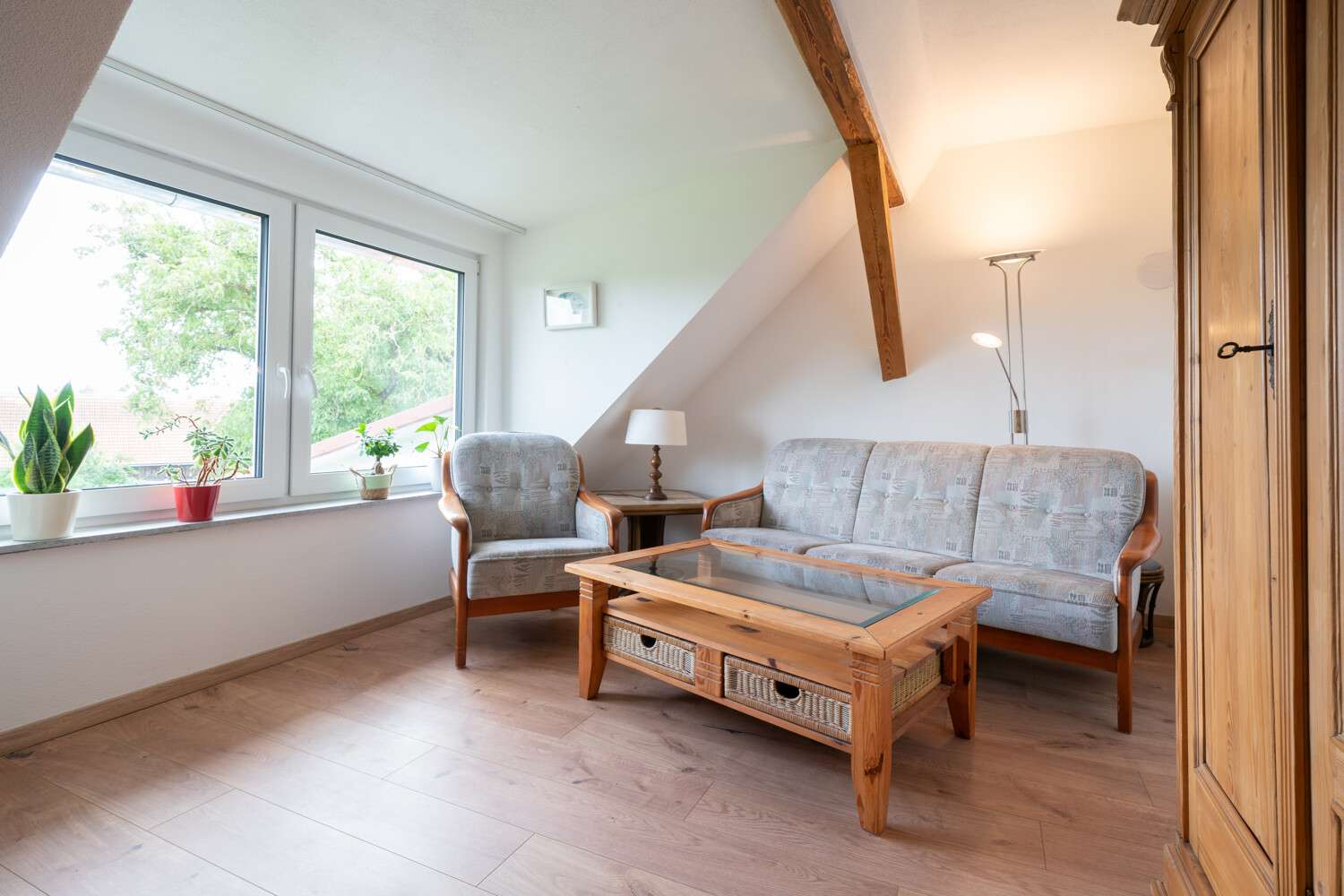 Immobilie in Fünfstetten - Ein Anwesen, das mehr kann! Pferde, Autos oder Hightech - hier haben Sie alle Möglichkeiten - Bild 10