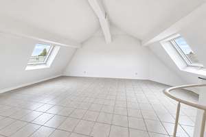 2 Zimmer Wohnung mit offenem, ausgebautem Dachstudio in Eschersheim! – 60431 Eschersheim, Frankfurt am Main – Vorschaubild 4