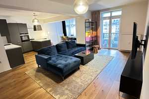 Luxuriöse 3-Zimmer-Wohnung mit Designer-Ausstattung, Terrasse und optionalem Stellplatz – Ackerst. 90, 40233 Düsseldorf – Vorschaubild 1