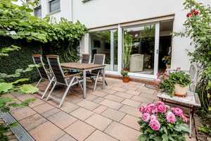 Wohnen an den Ruhrauen: Gepflegtes Reihenmittelhaus mit rd. 113 m² und Garten in Hattingen-Winz-Baak – Ennepe-Ruhr-Kreis – Vorschaubild 1