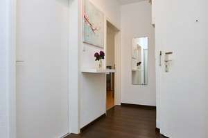Helle, modern möblierte Wohnung in Stuttgart Degerloch – Die vollständige Adresse der Immobilie erhältst du vom Anbieter., 70597 Degerloch (Ortsteil), Stuttgart – Vorschaubild 16