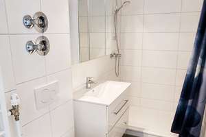Leerstehende, gepflegte 2-Zimmer-Wohnung in attraktiver Wohnlage – Die vollständige Adresse der Immobilie erhältst du vom Anbieter., 70327 Untertürkheim (Ortsteil), Stuttgart – Vorschaubild 8