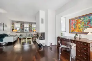 Property thumbnail 6