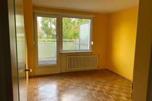 2-Zimmer-Dachgeschosswohnung mit 55 m² und Dachterrasse in Düsseldorf-Grafenberg