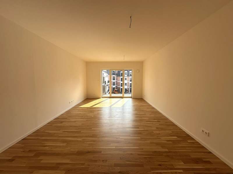 **Erstbezug** Große 3-Raum-Wohnung mit Balkon in Dresden-Friedrichstadt - Photo 1