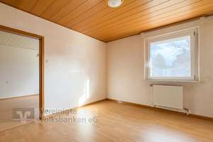 4‑Zimmer‑Wohnung mit Balkon und Außenstellplatz – Die vollständige Adresse der Immobilie erhältst du vom Anbieter., 72762 Reutlingen-Mitte, Reutlingen – Vorschaubild 7