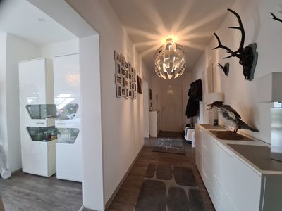„Wohngefühl mit Charme – 3 Zimmer, Einbauküche & Garage in ruhiger zentraler Lage“ Termine s. Text