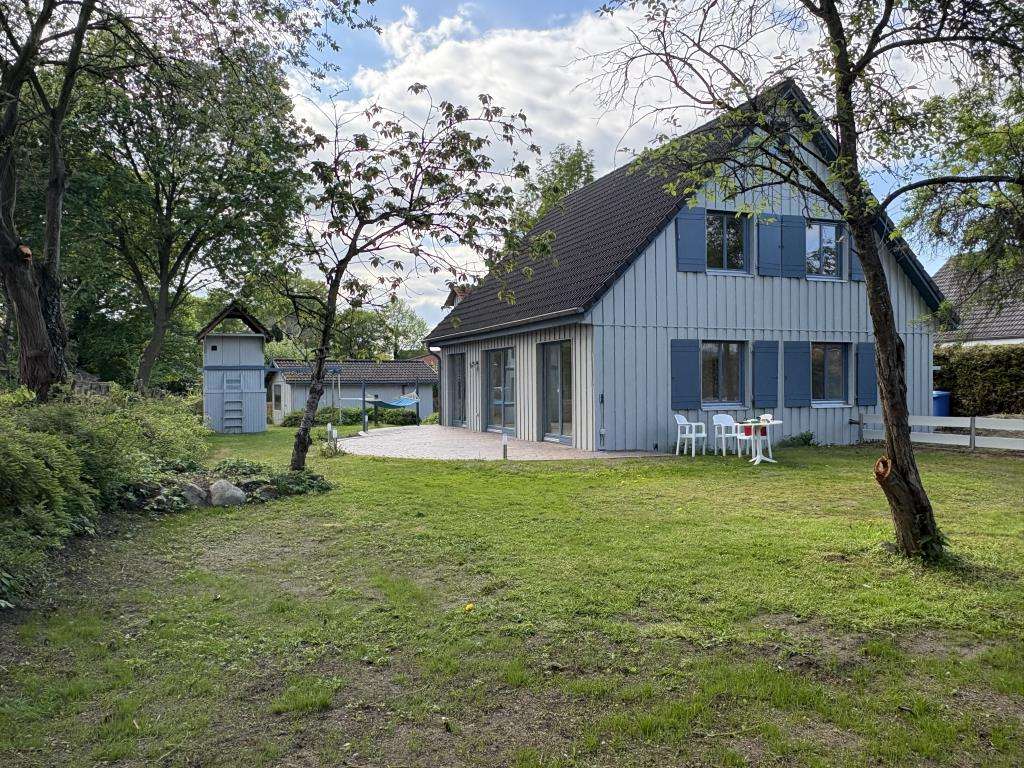 Immobilie in Pronstorf -  4 Schlafzimmer, 2 Bäder, Platz genug und bezugsfertig!  - Bild 0