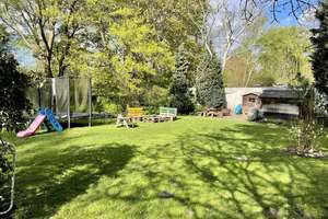 Stilvoller Familienaltbau | 117 m² | Garage | Loggia | Blick ins Grüne | Tarpenbek – Die vollständige Adresse der Immobilie erhältst du vom Anbieter., 22453 Groß Borstel, Hamburg – Vorschaubild 14