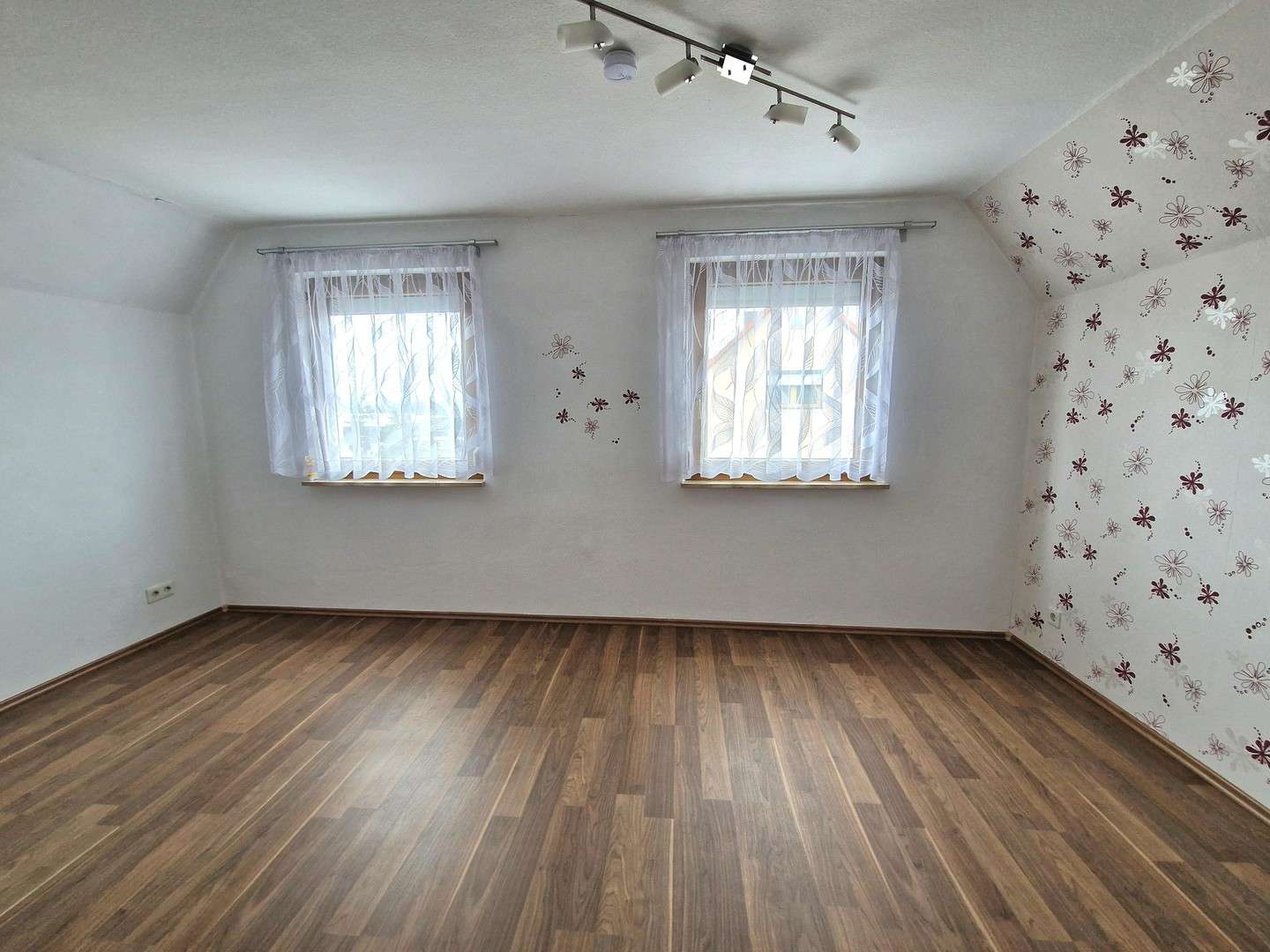 Immobilie in Hausen - Mehrfamilienhaus, 3 WE, Mehrgenerationenhaus von privat - Bild 12