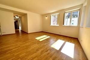 Mitten in der Neuen Altstadt: Sonnig, geräumig, ungewöhnlich! Zwischen Main und Bankenviertel – 60311 Altstadt, Frankfurt am Main – Vorschaubild 10