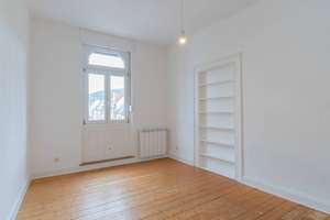 Charmante 4,5-Zimmerwohnung in bester Lage Heidelbergs – Die vollständige Adresse der Immobilie erhältst du vom Anbieter., 69120 Neuenheim, Heidelberg – Vorschaubild 2