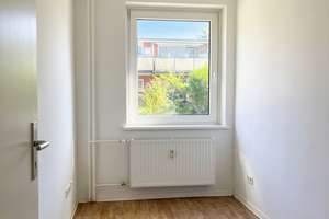 Gemütliche 2 1/2-Zimmerwohnung zur Miete in Hamburg Tonndorf-Wentzel-Dr. – Wichelwisch 15, 22045 Tonndorf, Hamburg – Vorschaubild 6