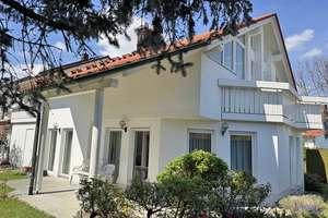 Elegantes, gepflegtes Einfamilienhaus in ruhiger Lage – Die vollständige Adresse der Immobilie erhältst du vom Anbieter., 87700 Eisenburg, Memmingen – Vorschaubild 1