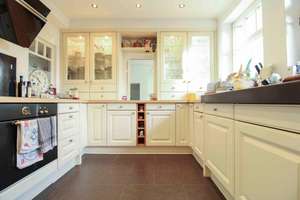 Property thumbnail 12