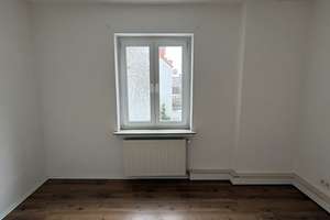 Großzügige Maisonette-Wohnung mit zwei Balkonen in Bremen-Findorff – Die vollständige Adresse der Immobilie erhältst du vom Anbieter., 28215 Findorff-Bürgerweide, Bremen – Vorschaubild 4