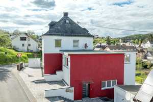 Renoviertes Mehrfamilienhaus mit Terrasse und Garten – Westerwaldkreis – Vorschaubild 2