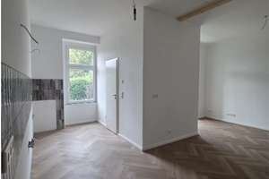 Modernisierte 2,5-Zimmer-Altbau-Wohnung in Wuppertal-Barmen mit Südbalkon – Waisenstraße 14, 42281 Barmen, Wuppertal – Vorschaubild 4