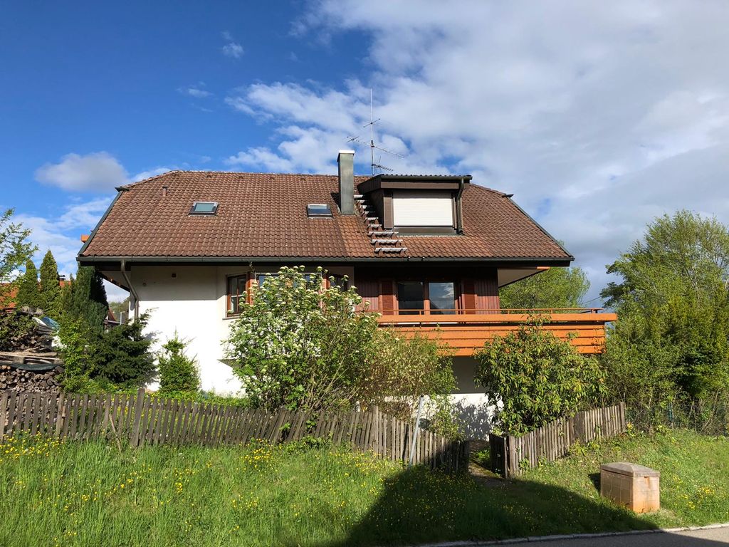 Wohnen wie im Einfamilienhaus mit XXL Balkon und Garten