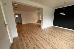 Haus - Zweifamilienhaus auf großem Eckgrundstück in Hannover Nord – Die vollständige Adresse der Immobilie erhältst du vom Anbieter., 30419 Vinnhorst, Hannover – Vorschaubild 7