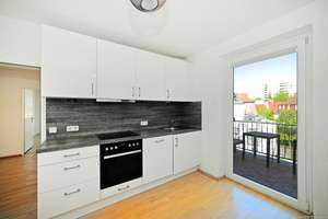 Gemütlicher Altbau direkt am Park. Helle 3-Zi-Whg mit großer Wohnküche & Balkon zum ruhigen Innenhof – Die vollständige Adresse der Immobilie erhältst du vom Anbieter., 80993 Alt-Moosach, München – Vorschaubild 14