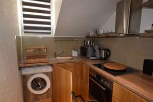 Möblierte 2-Zi-Wohnung in charmanter Altbauvilla in Wiesbaden City, Küche, Waschmaschine, TV – 65185 Mitte, Wiesbaden – Vorschaubild 6