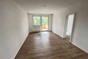 Hochwertige 4 Zimmer Wohnung mit Balkon | inkl. EBK – Marienthaler Straße 107 b, 8060 Marienthal Ost, Zwickau – Vorschaubild 2