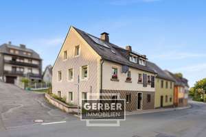 Renovierte DHH mit viel Wohn-Nutzfläche – Die vollständige Adresse der Immobilie erhältst du vom Anbieter., 95131 Schwarzenbach am Wald – Vorschaubild 3
