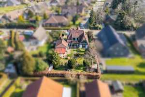 Außergewöhnliches Einfamilienhaus mit Türmchen in ruhiger Lage von Hage – Aurich (Kreis) – Vorschaubild 12