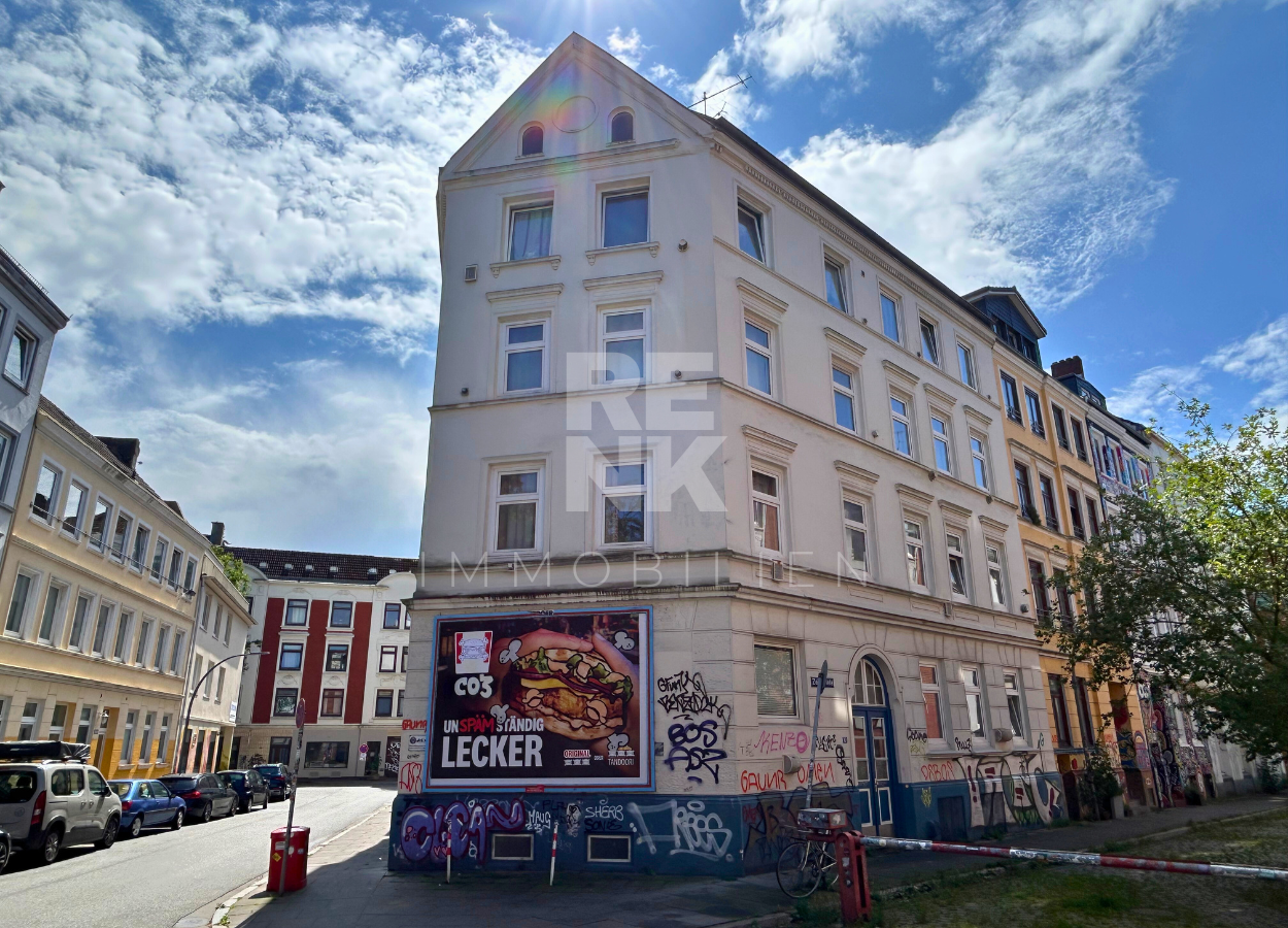 TOP Lage in Ottensen: Mehrfamilienhaus aus der Gründerzeit mit Ausbaupotenzial im Dachgeschoss, Hamburg – Bild 3