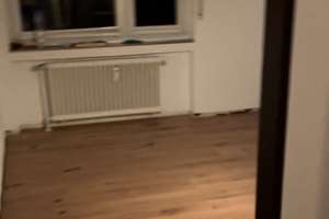 Attraktive 3,5-Zimmer-Wohnung mit Tiefgaragenstellplatz – Stellplatz im Kaufpreis inklusive – 50859 Weiden, Köln – Vorschaubild 4