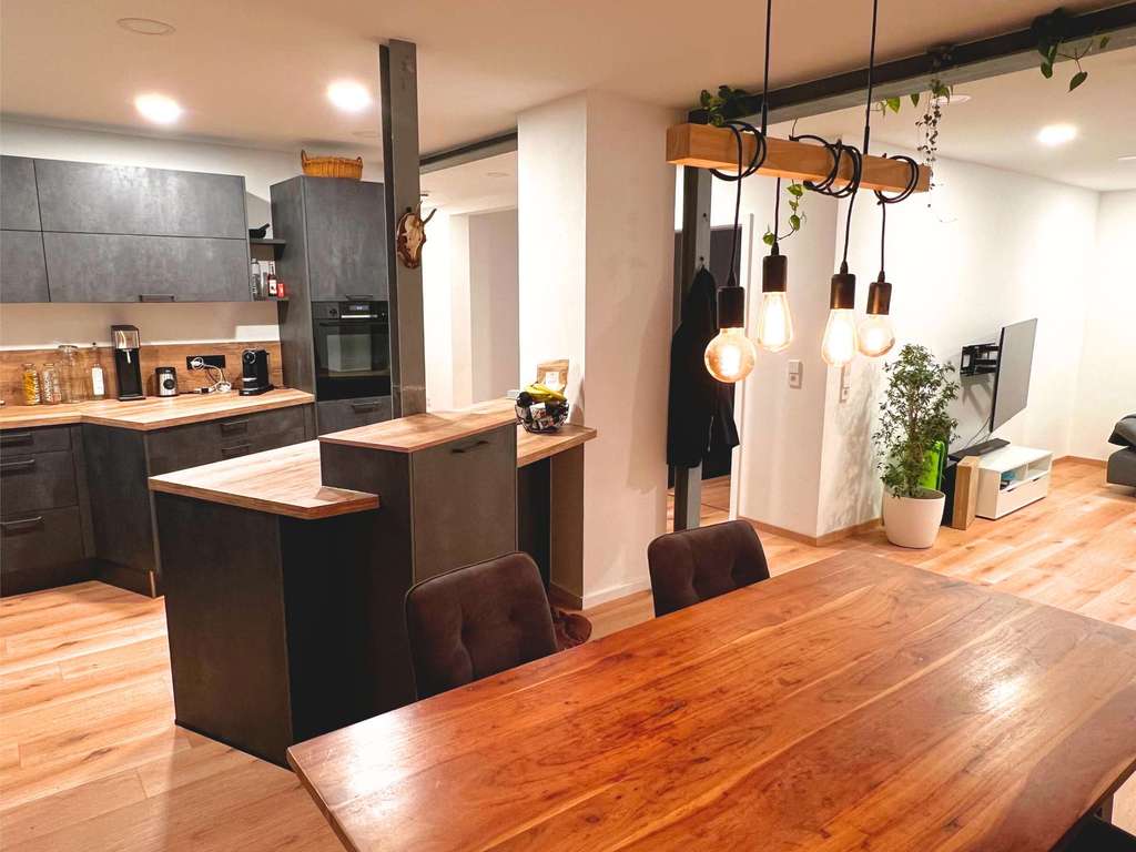 Immobilie in Gutach im Breisgau - Vermietete Erdgeschosswohnung mit Carport in Gutach im Breisgau - Bild 2