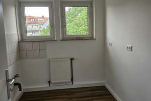 3 Zimmer-Wohnung, Erstbezug nach Renovierung, Eingehauster Balkon – Schnieglinger Straße 124, 90425 Westfriedhof, Nürnberg – Vorschaubild 5