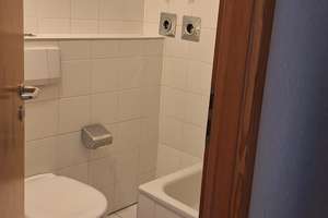 1-Zimmer Apartment mit Wintergarten, Tiefgaragenstellplatz und Aufzug in Köln-Deutz – Die vollständige Adresse der Immobilie erhältst du vom Anbieter., 50679 Deutz, Köln – Vorschaubild 7