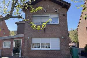  Viel Platz für die gesamte Familie  – Die vollständige Adresse der Immobilie erhältst du vom Anbieter., 47179 Aldenrade, Duisburg – Vorschaubild 3