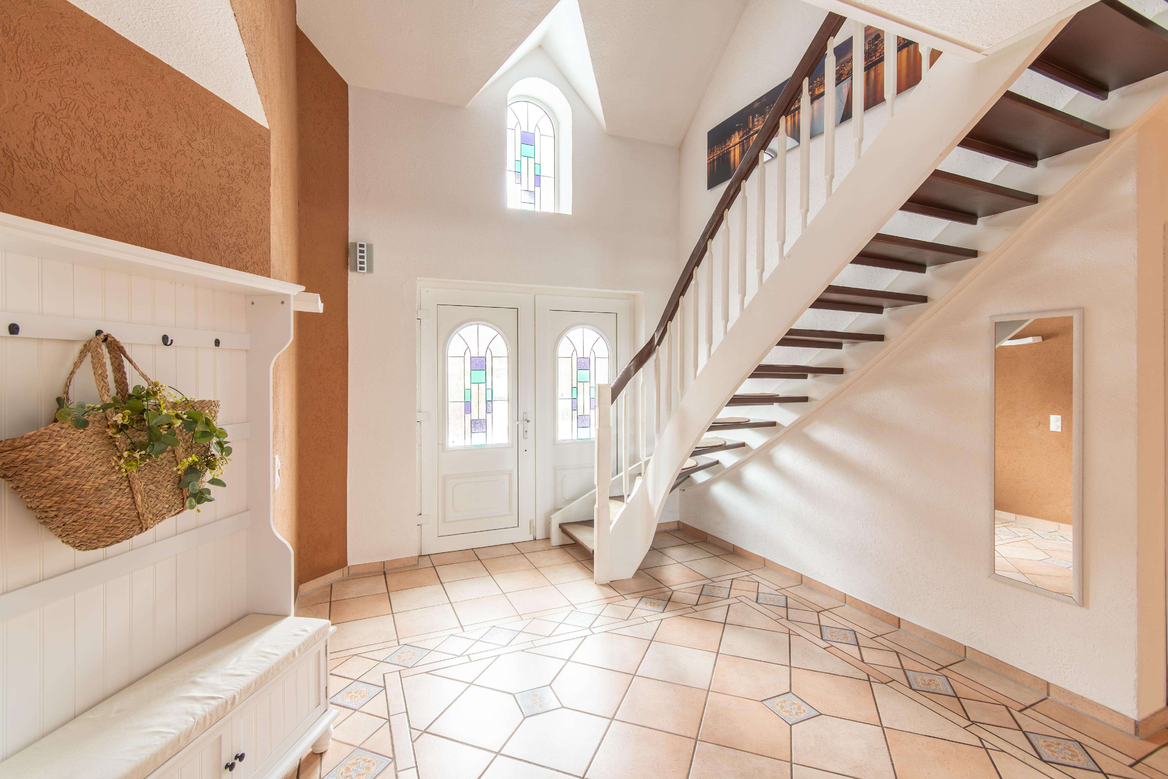 Immobilie in Stuvenborn - Exklusives Anwesen mit Einliegerwohnung, hauseigenem Irish Pub und zusätzlichem Baufenster - Bild 10