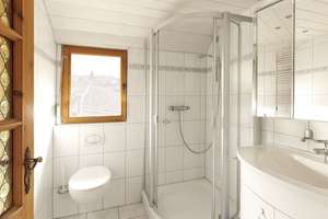Reihenmittelhaus mit Garten, Sauna und Außenstellplatz in Weilimdorf – Die vollständige Adresse der Immobilie erhältst du vom Anbieter., 70499 Weilimdorf (Ortsteil), Stuttgart – Vorschaubild 10